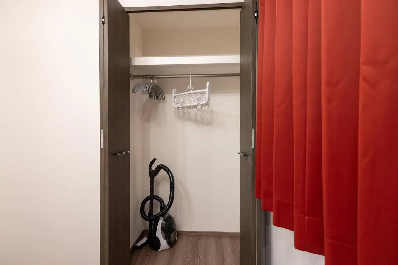 Wellsquareism Otsuka Apartman Tokió
