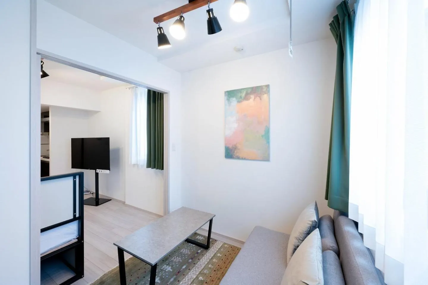Wellsquareism Otsuka Apartman Tokió