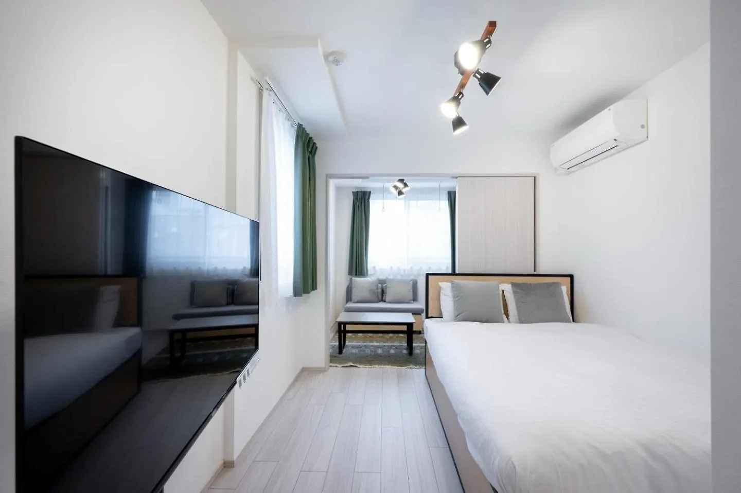 Wellsquareism Otsuka Apartment Tokyo