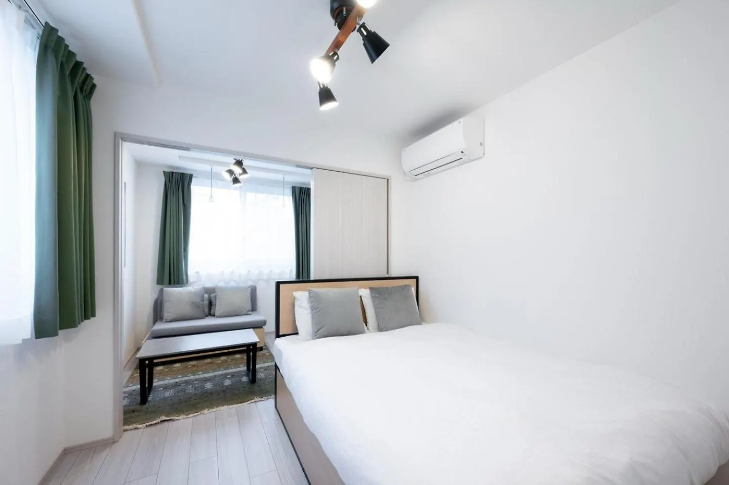 Wellsquareism Otsuka Apartment Tokyo